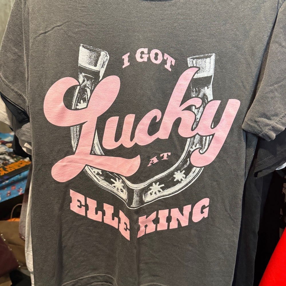 Elle King - A Freakin Men tour 23' NWOT size small
